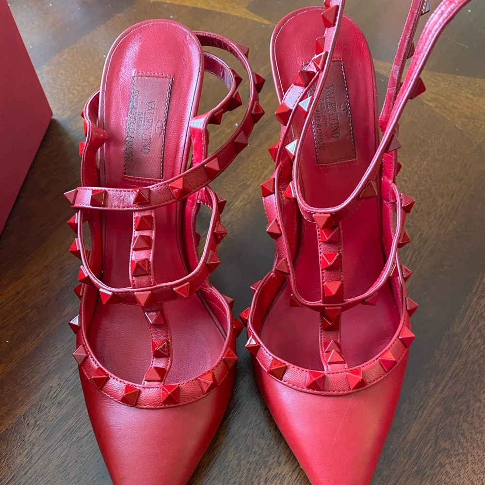 Valentino Rockstud slingback 100mm pump